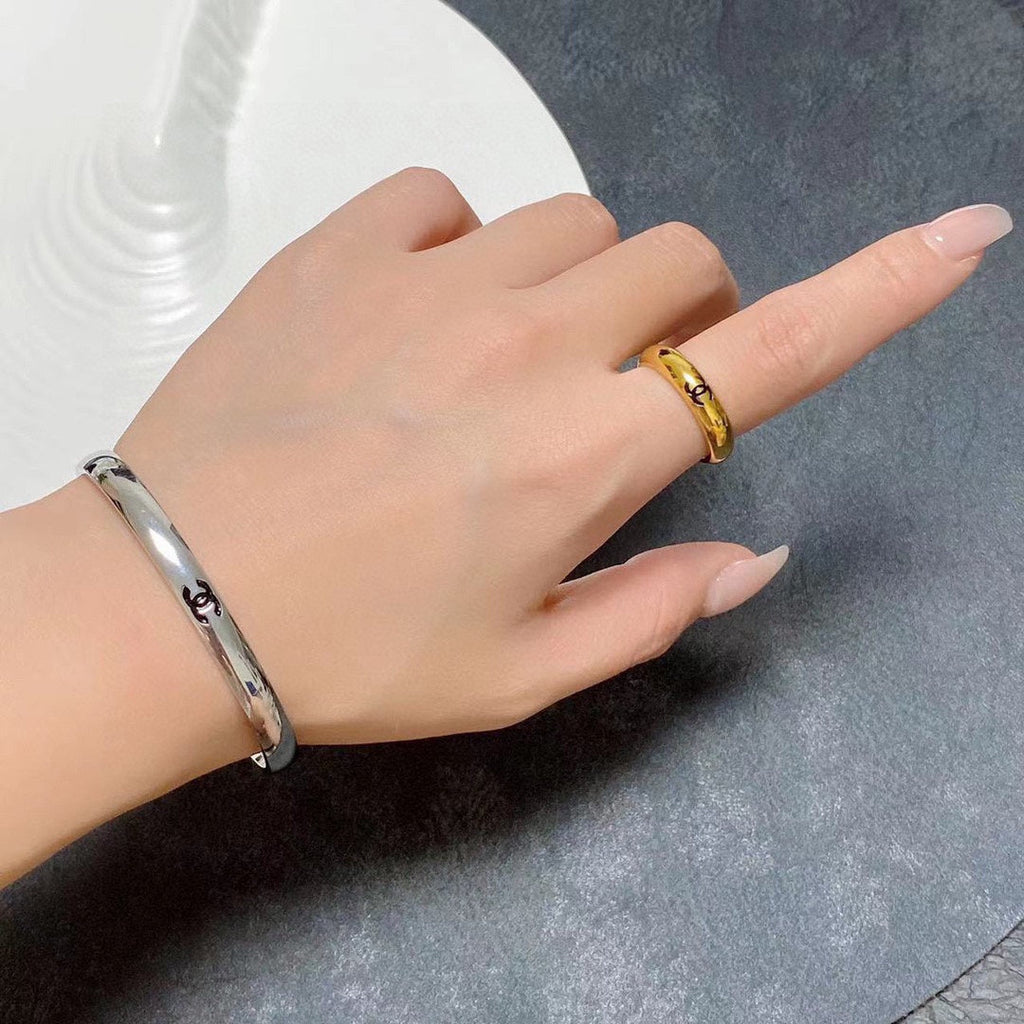 Chanel Coco 18K Gold Ring