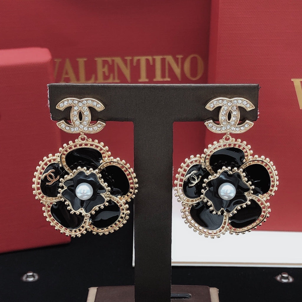 Chanel Camellia Diamond 18K Gold Earrings