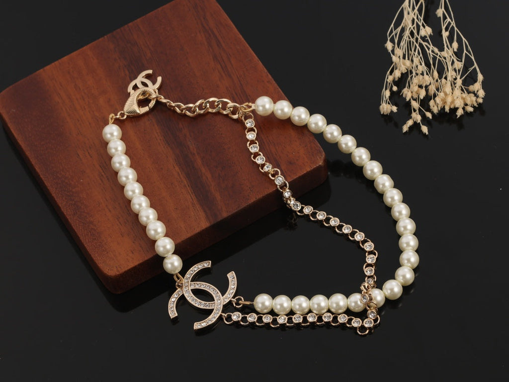 Chanel Pearls 18K Gold Necklace