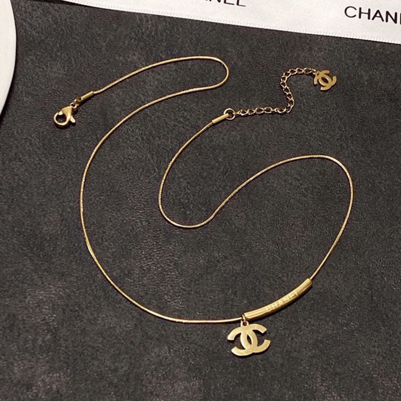 Chanel Gold 18K Gold Necklace