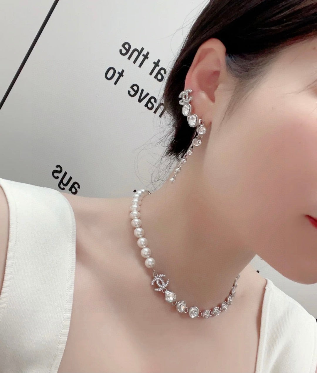 Chanel Pearls Crystals 18K Gold Necklace