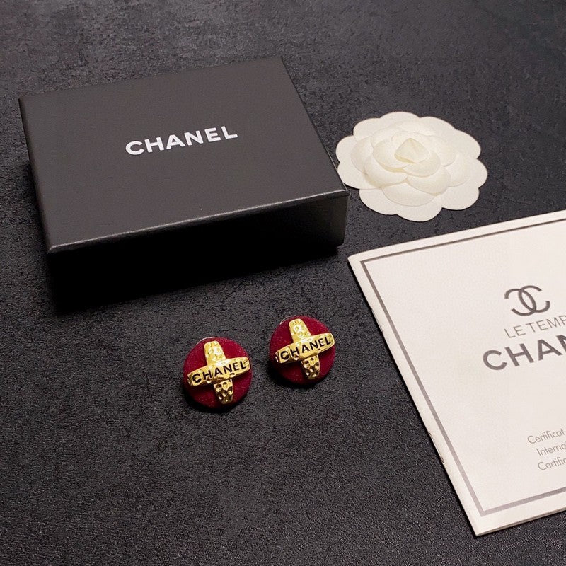 Chanel Red 18K Yellow Gold Earrings