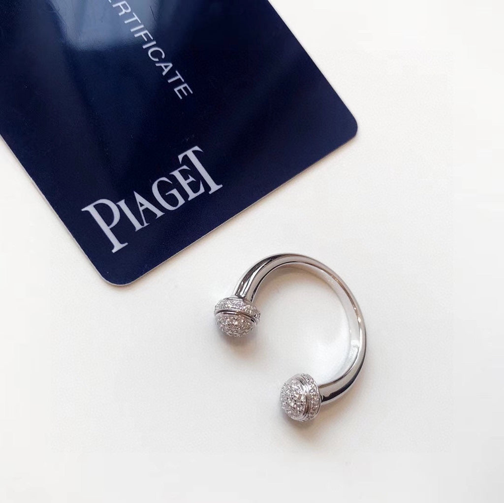 Open 18K White Gold Ring