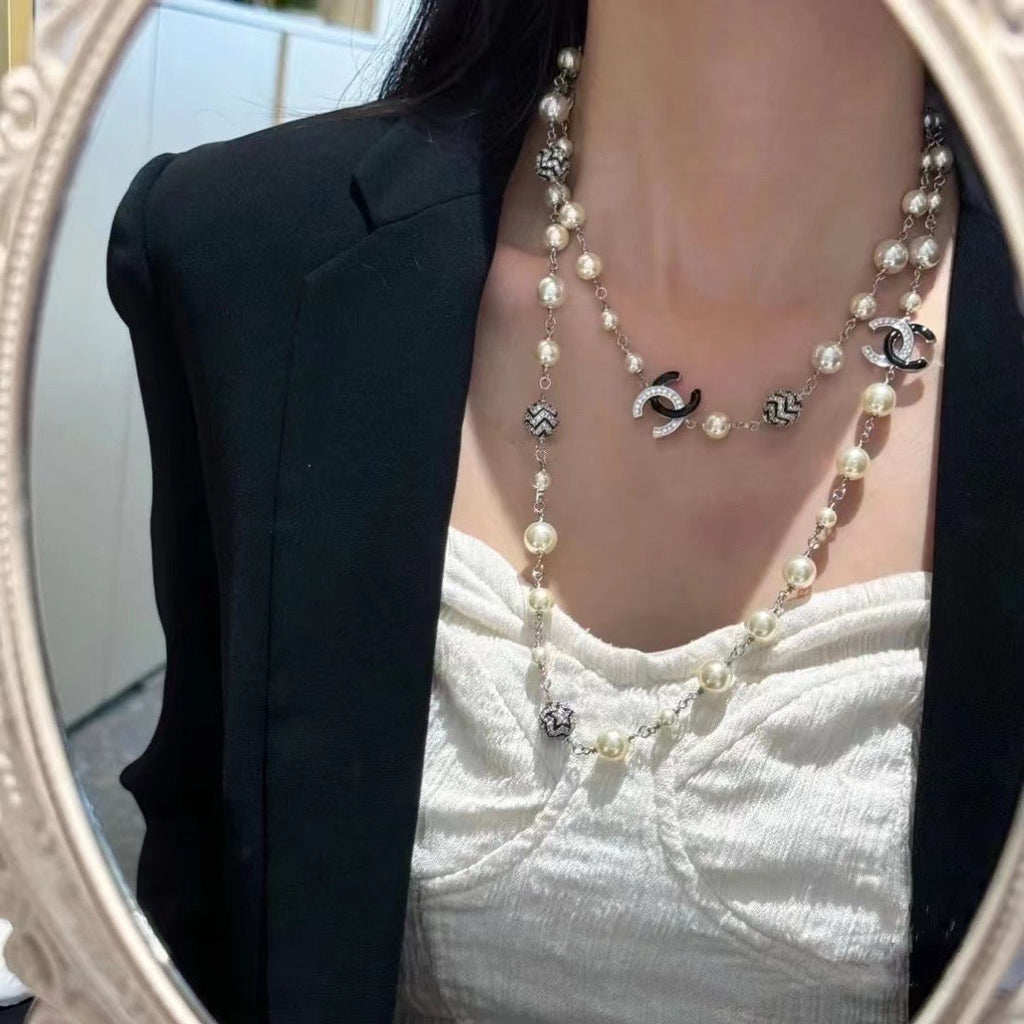 Chanel Star Pearls Long 18K Gold Necklace