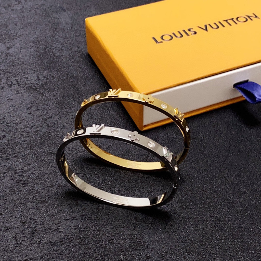 Louis Vuitton Diamonds 18K Gold Bracelet