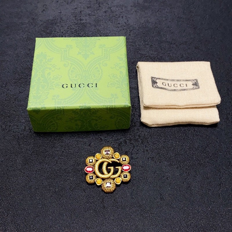Gucci Double Flower Crystal 18K Gold Brooch