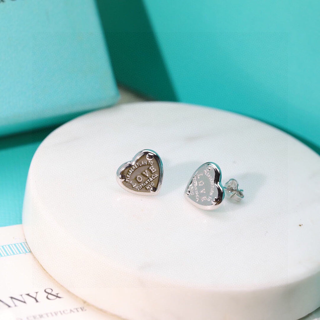 Tiffany Return to Love 18K Gold Earrings