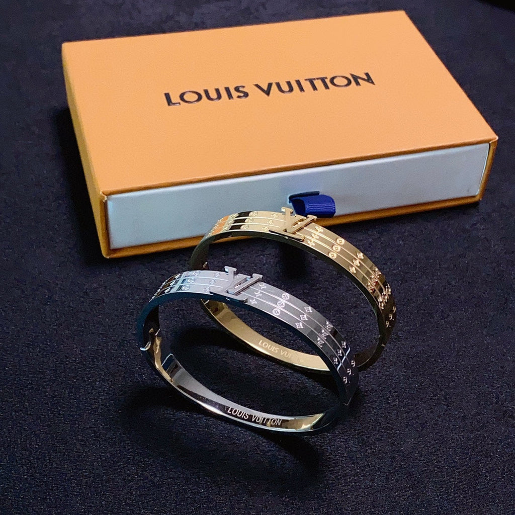 Louis Vuitton Vintage Monogram 18K Gold Bracelet