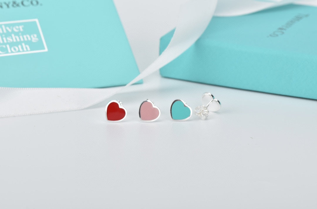 Tiffany Return to Heart 18K Gold Earrings
