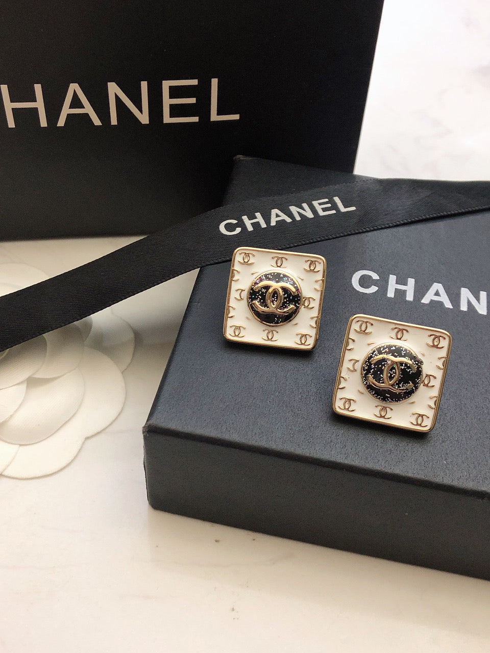 Chanel Vintage 18K Gold Earrings
