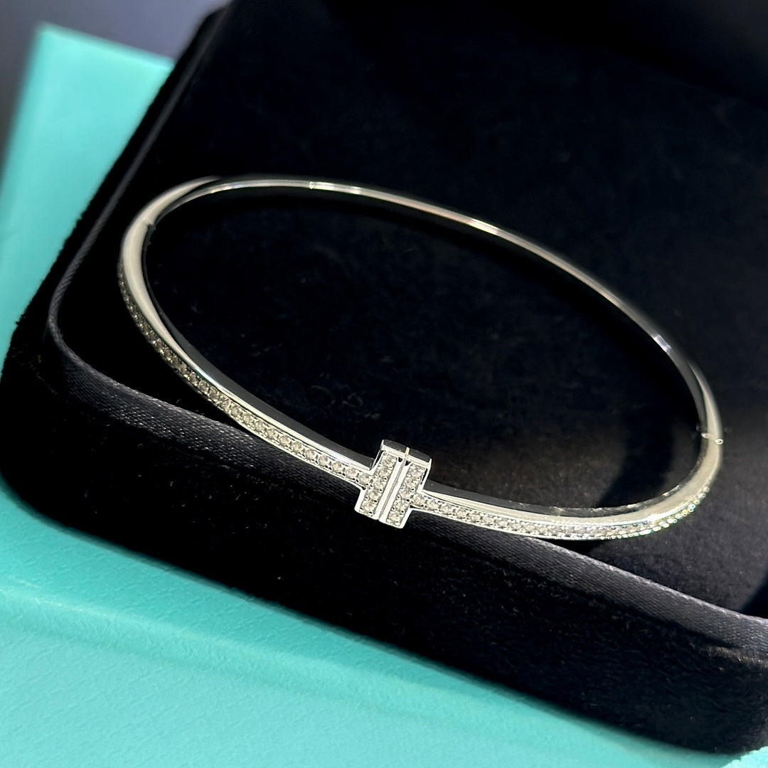 Tiffany Diamonds 18K Gold Bracelet