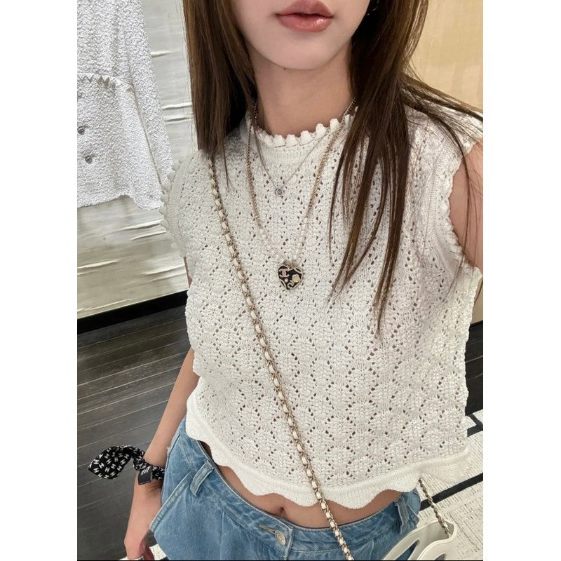 Chanel Pink & Black Heart Pearl 18K Gold Necklace