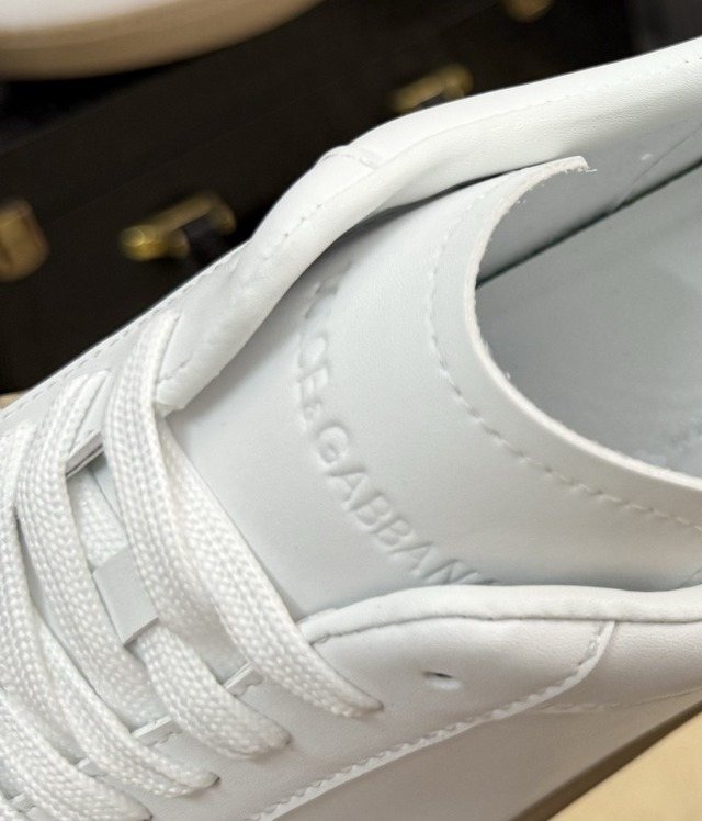 Dolce & Gabbana White Tan Sole Sneakers — detail