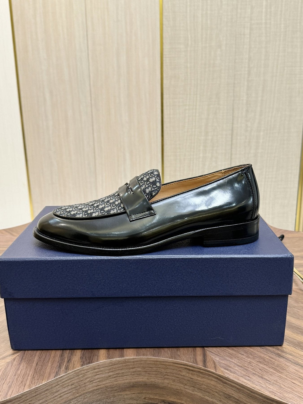 Dior Black & Gray Patterned Loafers — detail