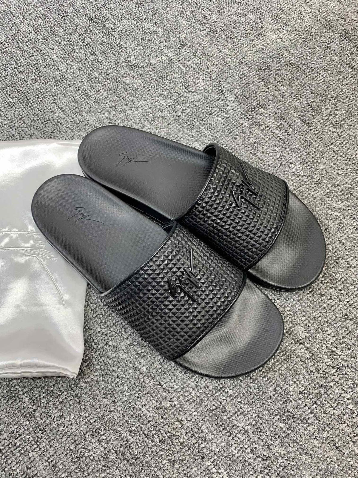 Giuseppe Zanotti Black Textured Slide Sandals — side