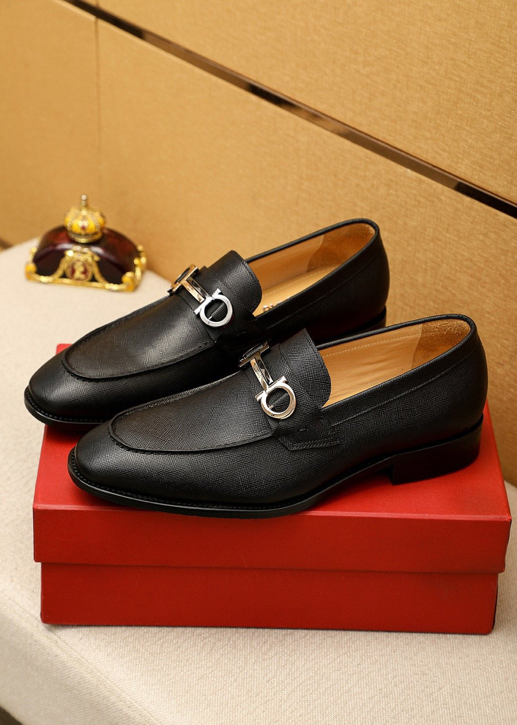 Ferragamo Black Buckle Leather Loafers — model