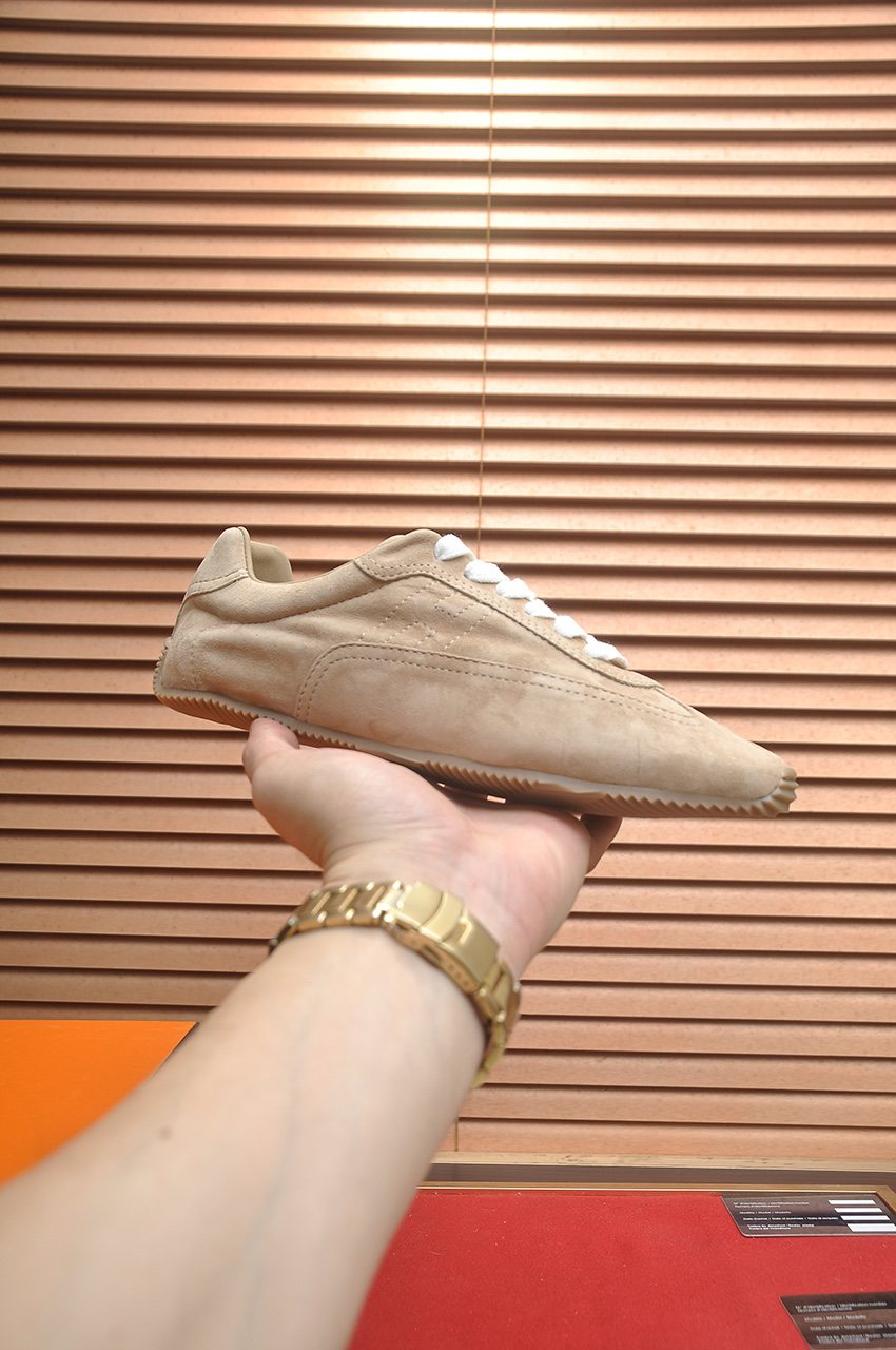 Hermès Beige Low-Top Sneakers — side