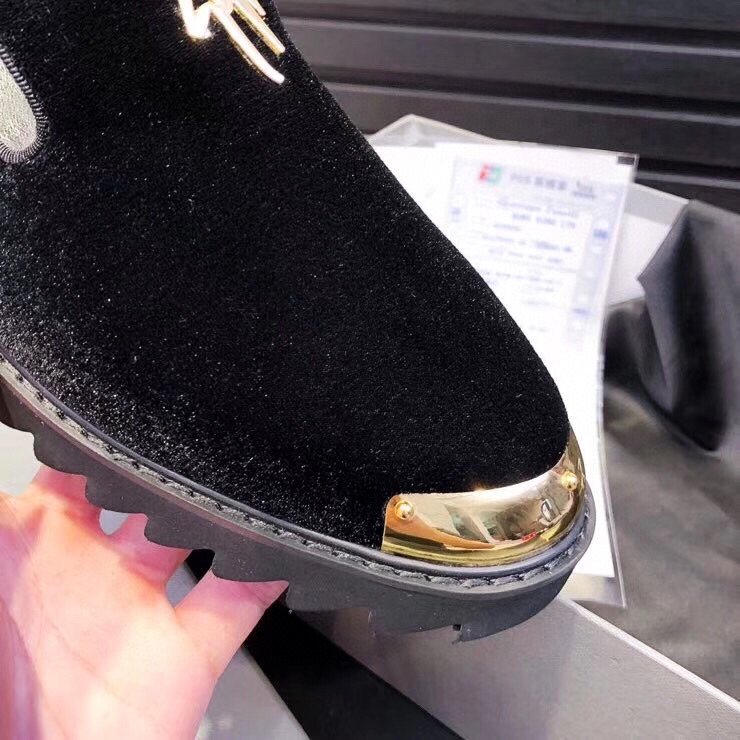 Giuseppe Zanotti Black Gold-Tone Loafers — detail
