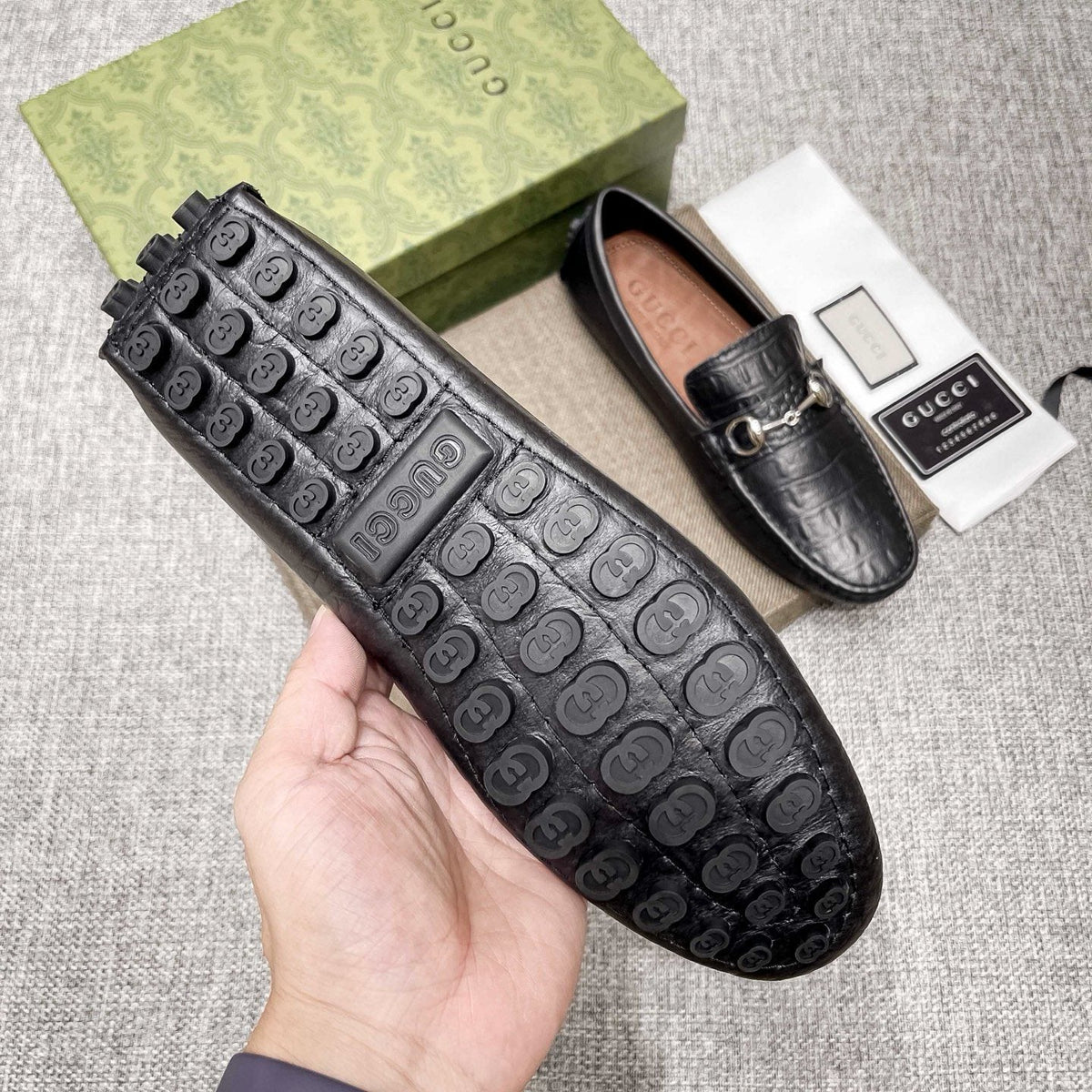 Gucci Black Textured Loafers — detail