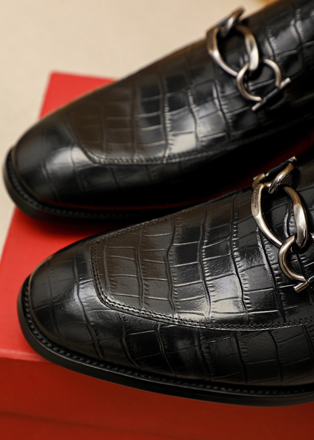 Ferragamo Black Embossed Bit Loafers — detail