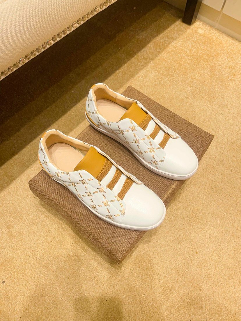 Beige Patterned Gold Stripe Low-Top Sneakers — hero