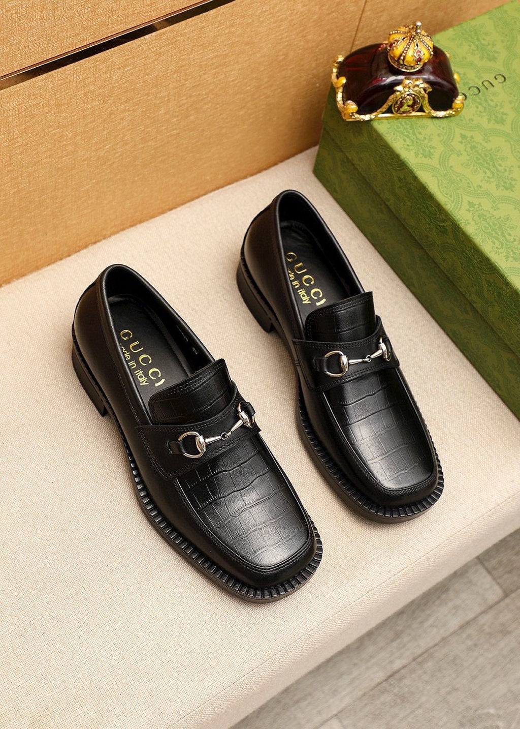 GUCCI Black Leather Bit Loafers — hero