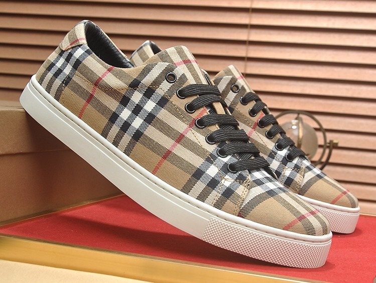 Burberry Beige Check Low-Top Sneakers — front