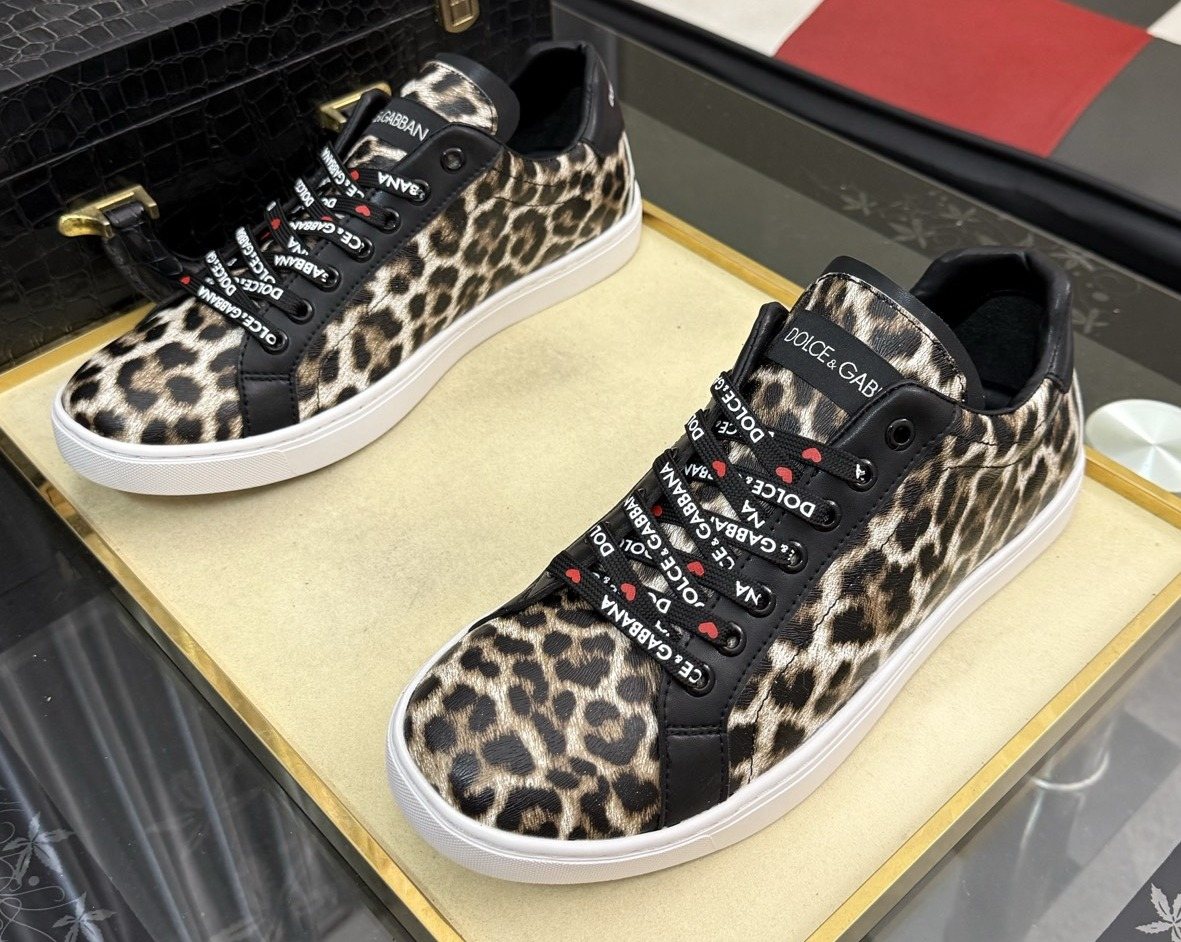 Dolce & Gabbana Leopard-Print Low-Top Sneakers — hero