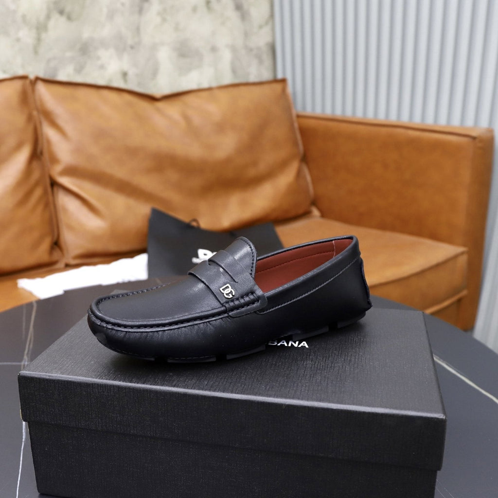 Dolce & Gabbana Black Logo-Detail Loafers — side