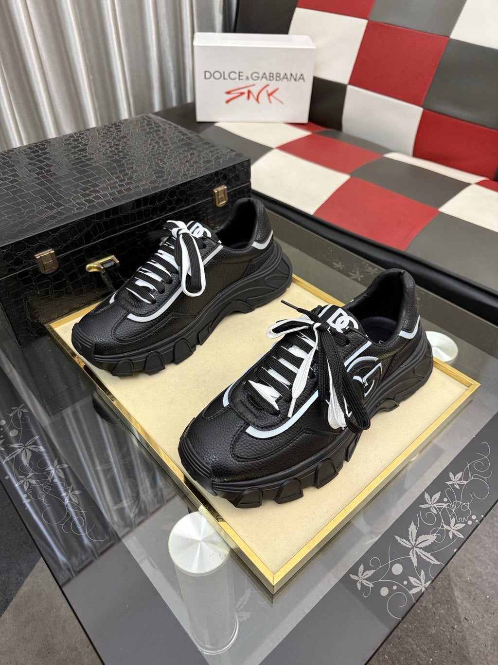 Dolce & Gabbana Black Accent Low-Top Sneakers — hero