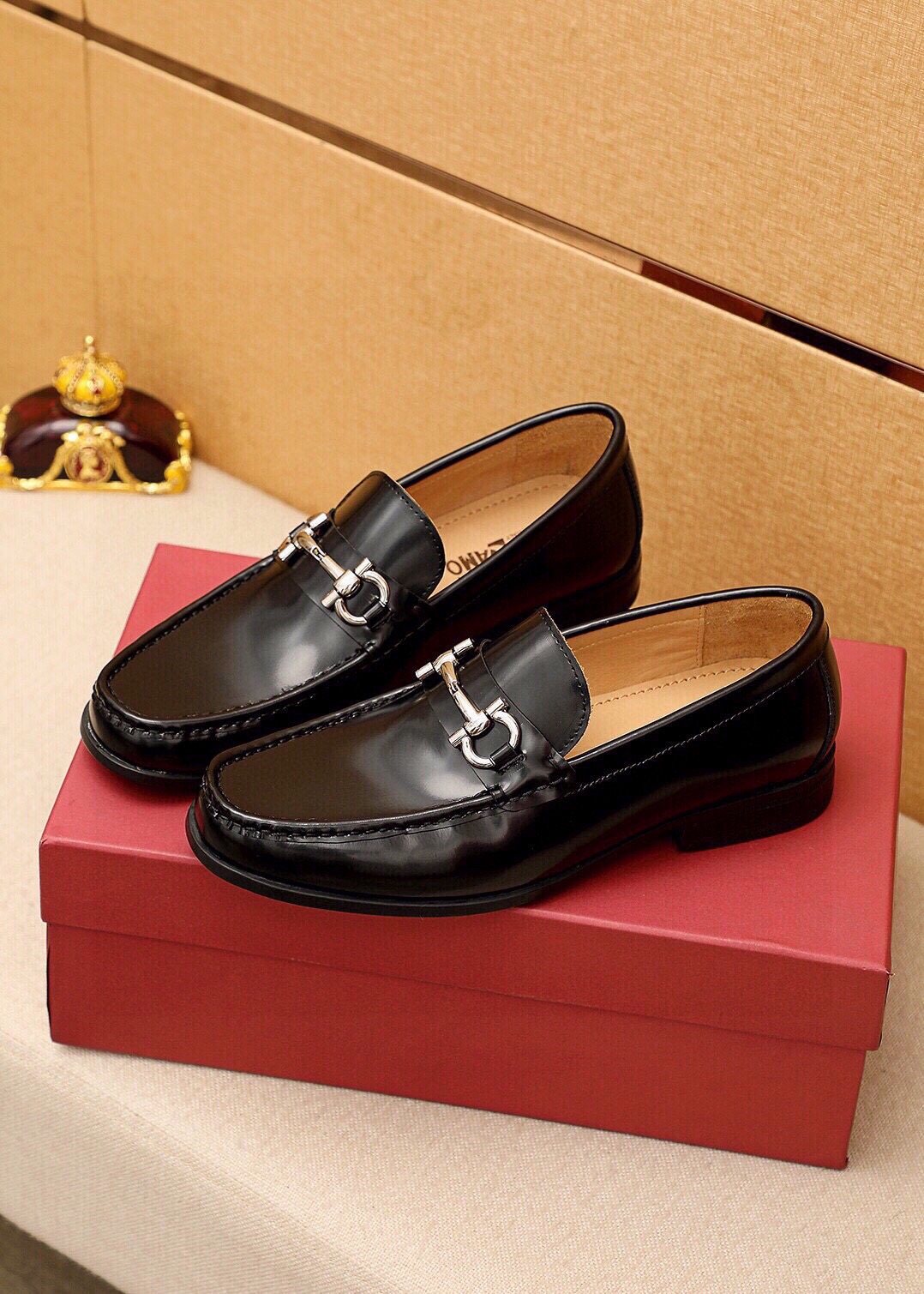 Ferragamo Black Metal-Bit Loafers — front