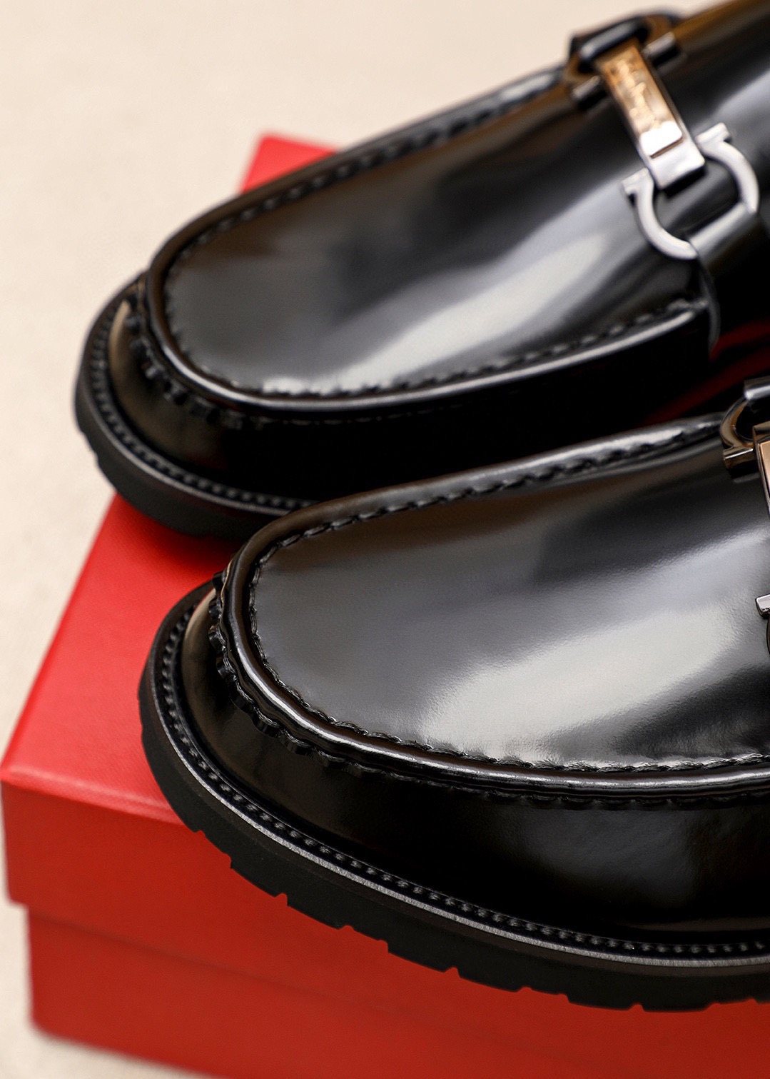 Ferragamo Black Bit Loafers — detail