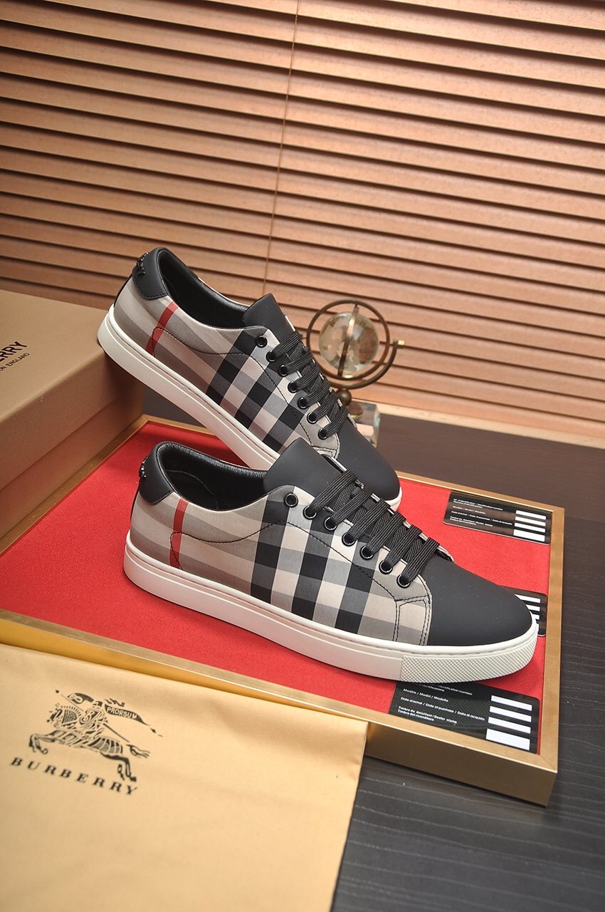 Burberry Gray Check Low-Top Sneakers — side