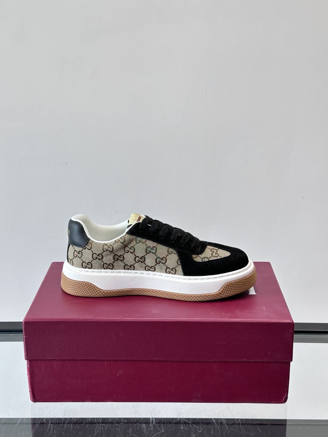 Gucci Black Beige Web Stripe Sneakers — side