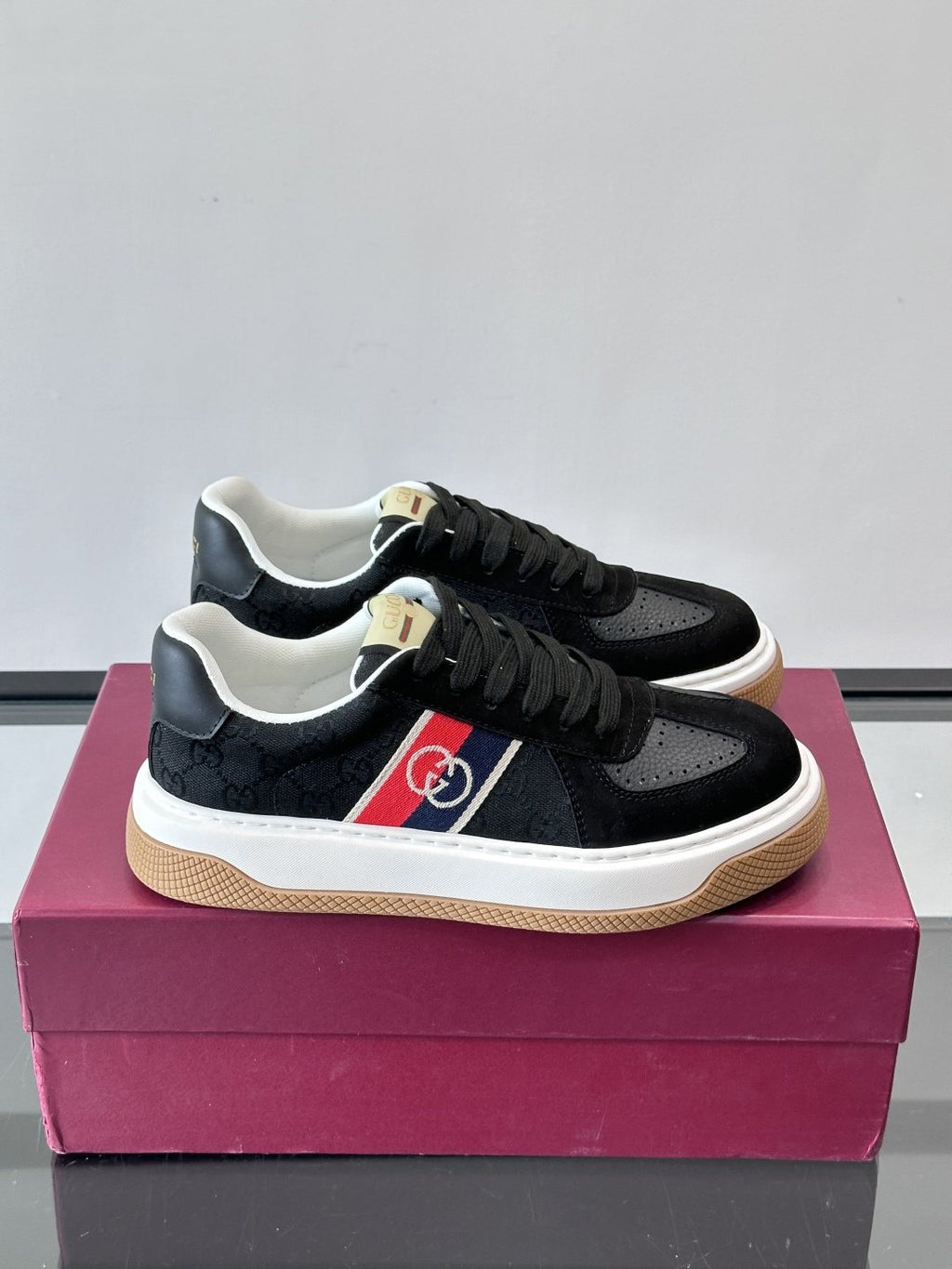 Gucci Black Stripe Sneakers — hero