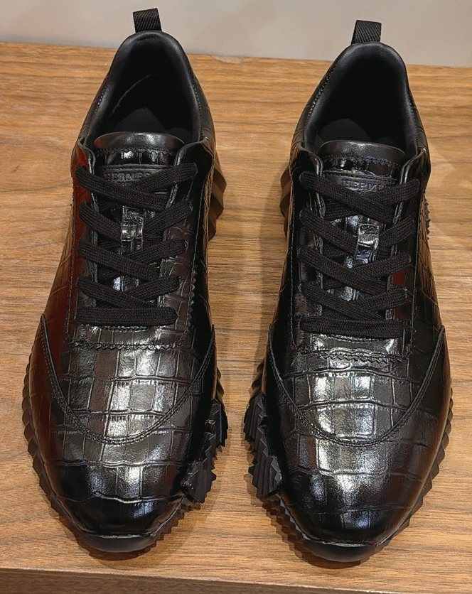 Hermès Black Textured Low-Top Sneakers — hero