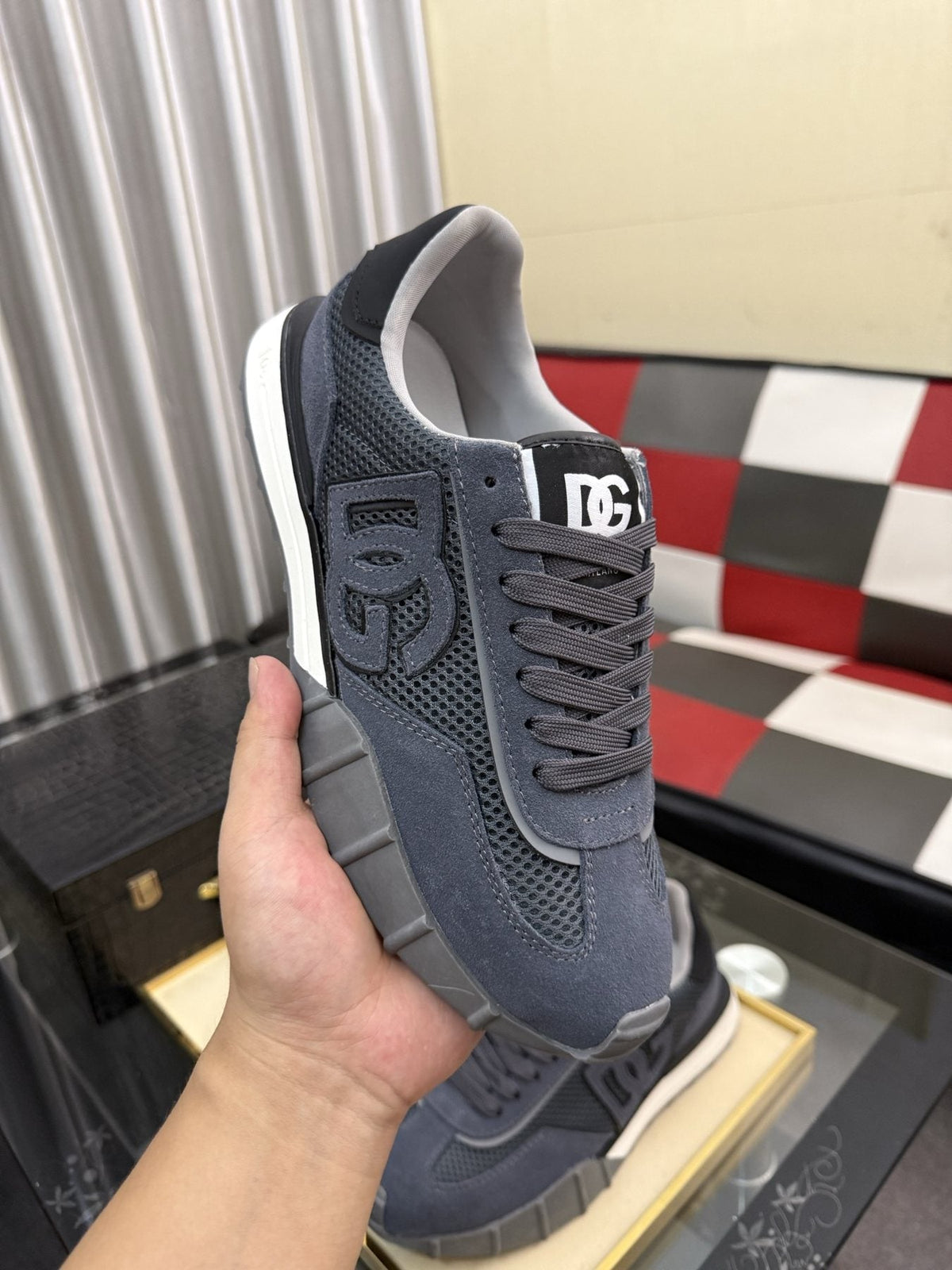 Dolce & Gabbana Slate Blue Low-Top Sneakers — model