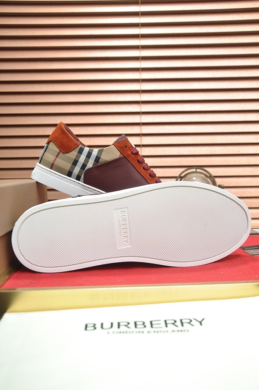 Burberry Check Heel Low-Top Sneakers — detail