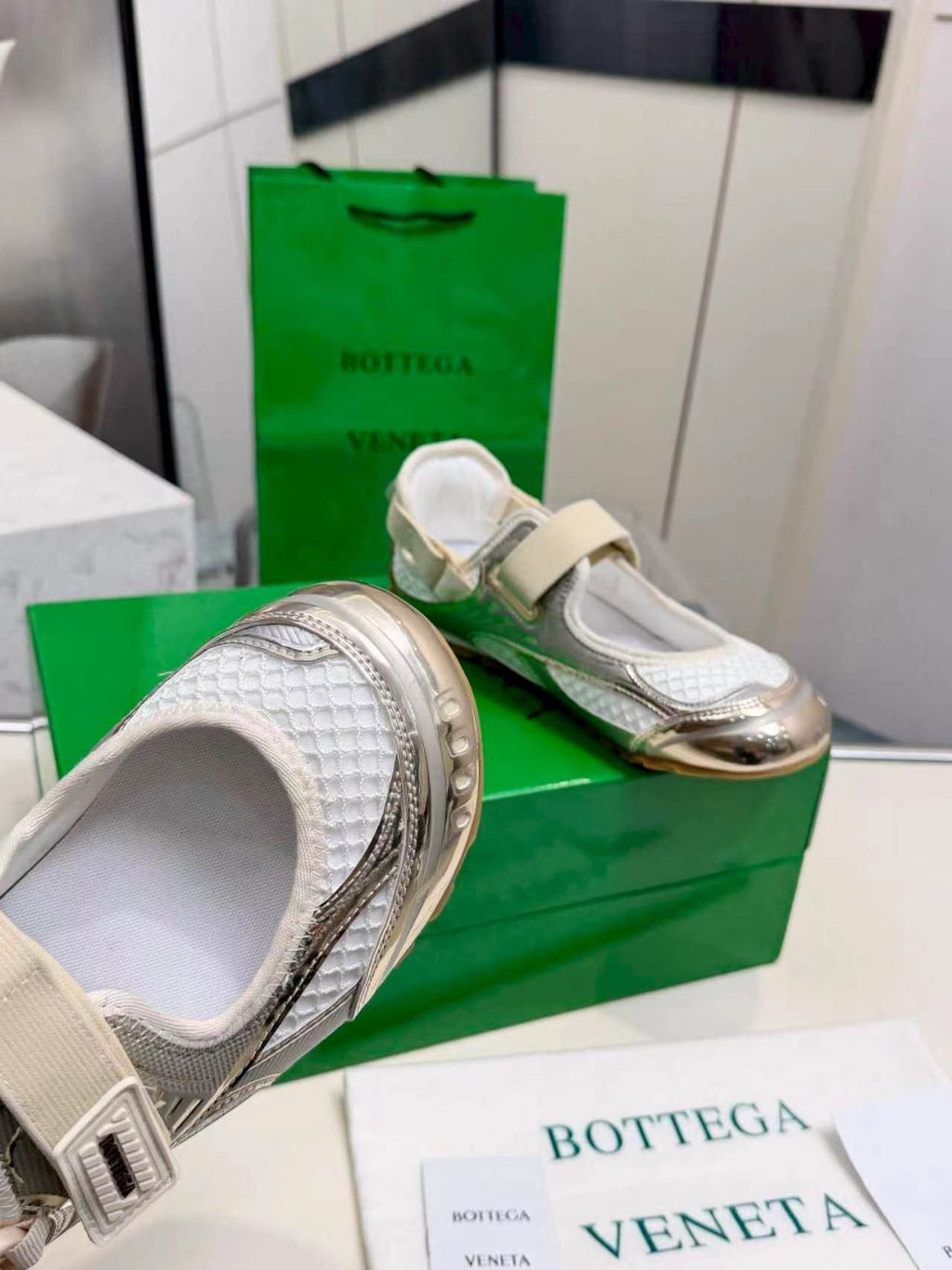 Bottega Veneta White & Silver Strap Low-Top Sneakers — detail