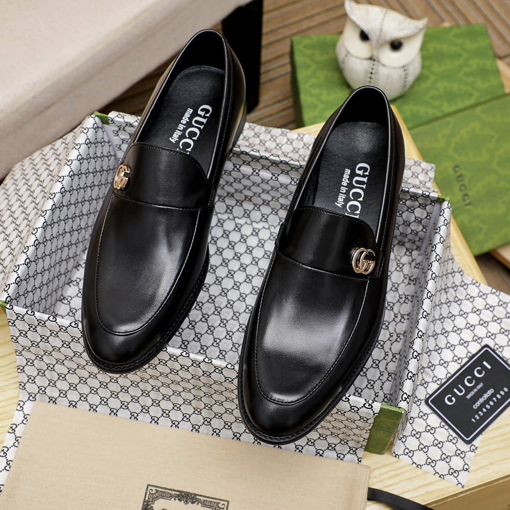 Gucci Black Double-G Slip-On Loafers — front