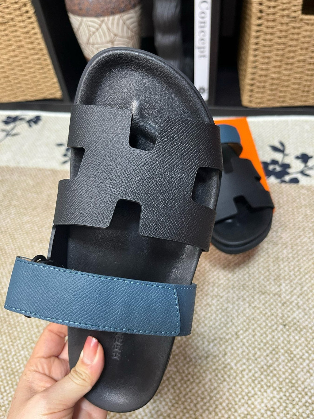 Hermès Kazimir Slide Sandals — front