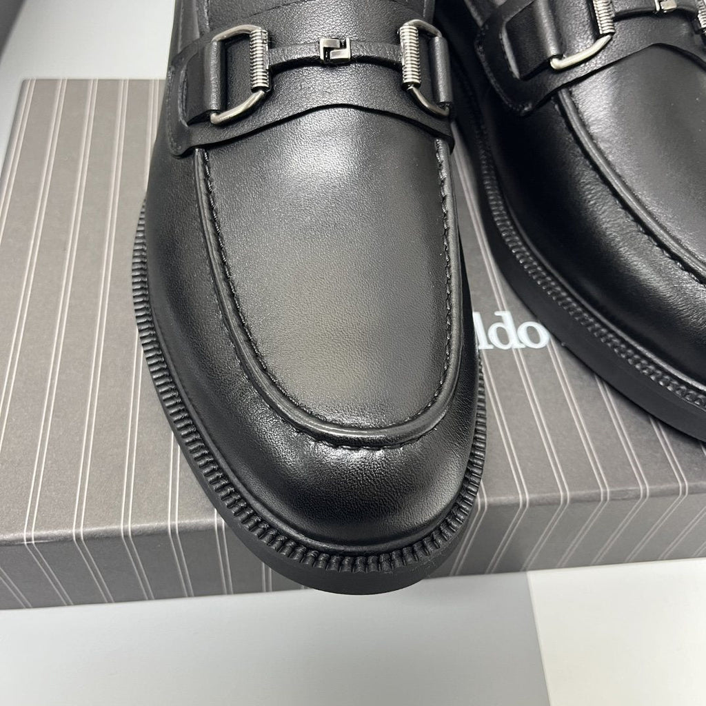Ermenegildo Zegna Black Leather Bit Loafers — detail