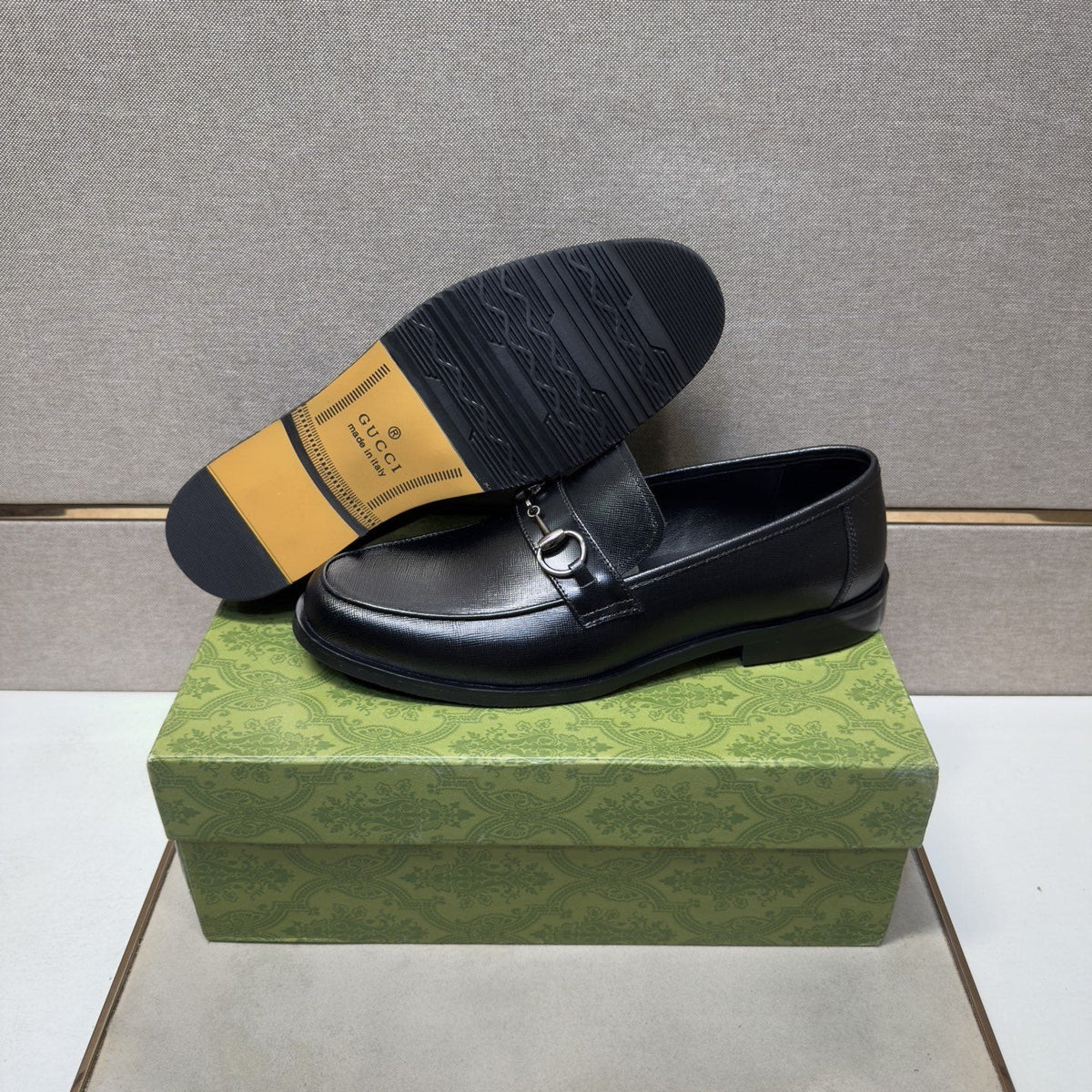 Gucci Black Metal-Detail Loafers — front