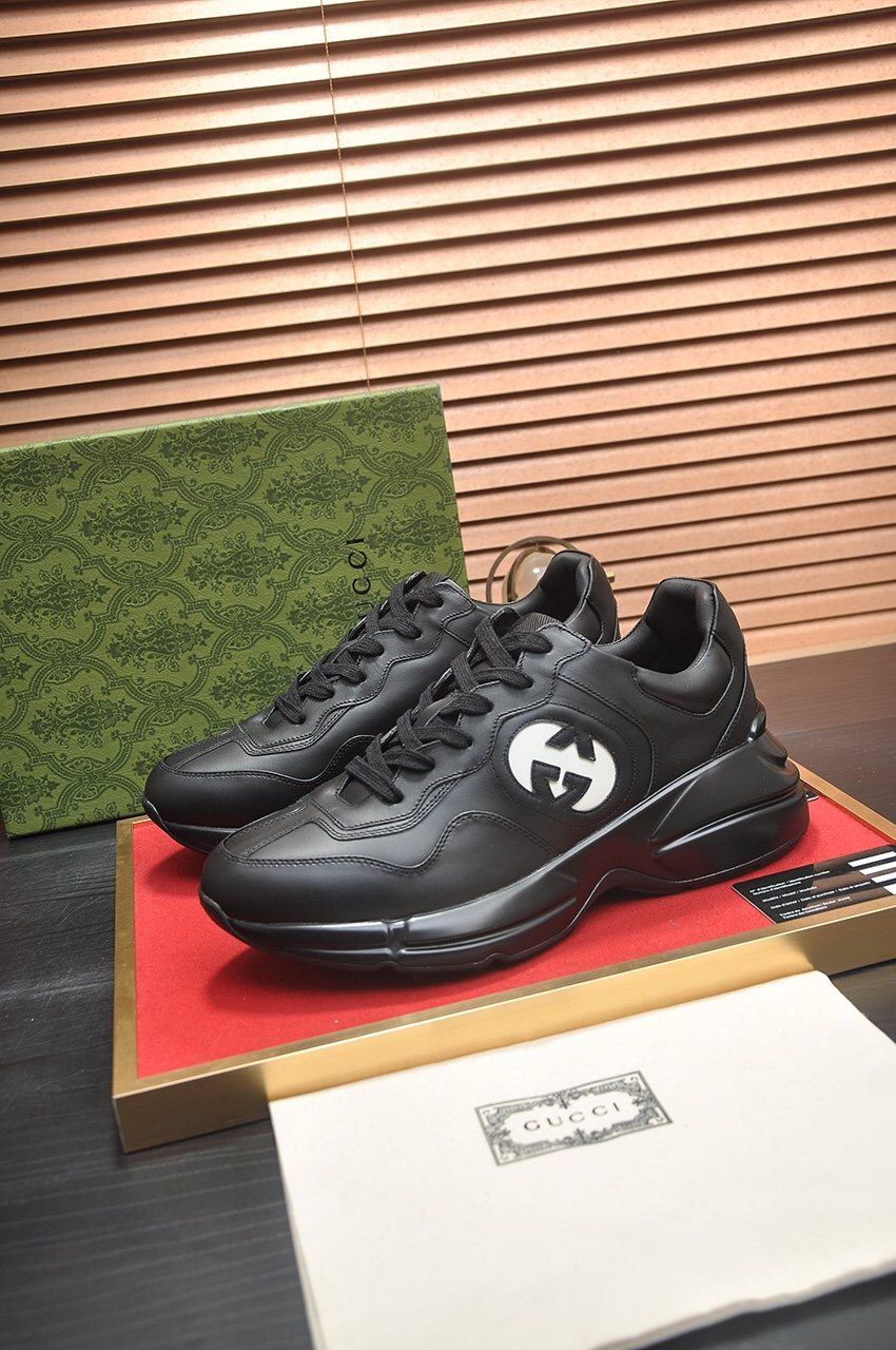 Gucci Black Logo Low-Top Sneakers — side