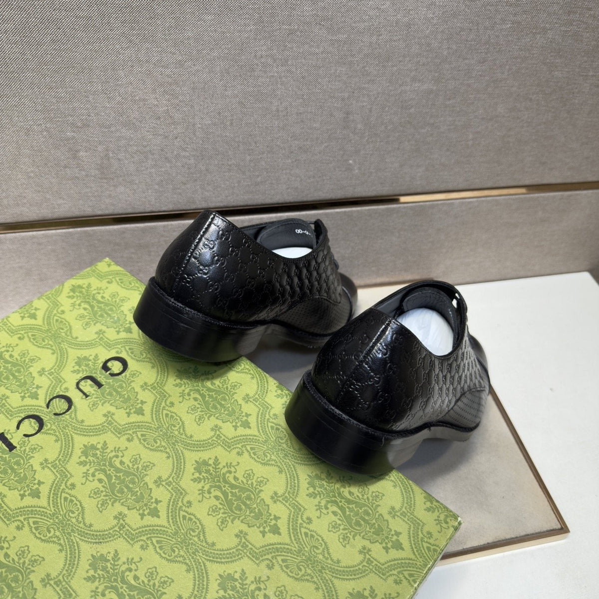 Gucci Black Textured Lace-Up Dress Shoes — back