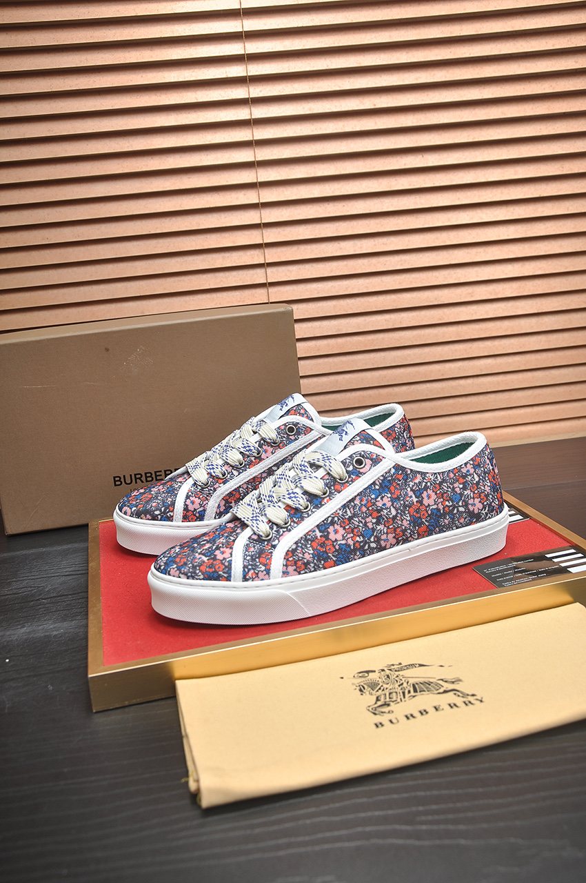 Burberry Navy Floral Print Low-Top Sneakers — front