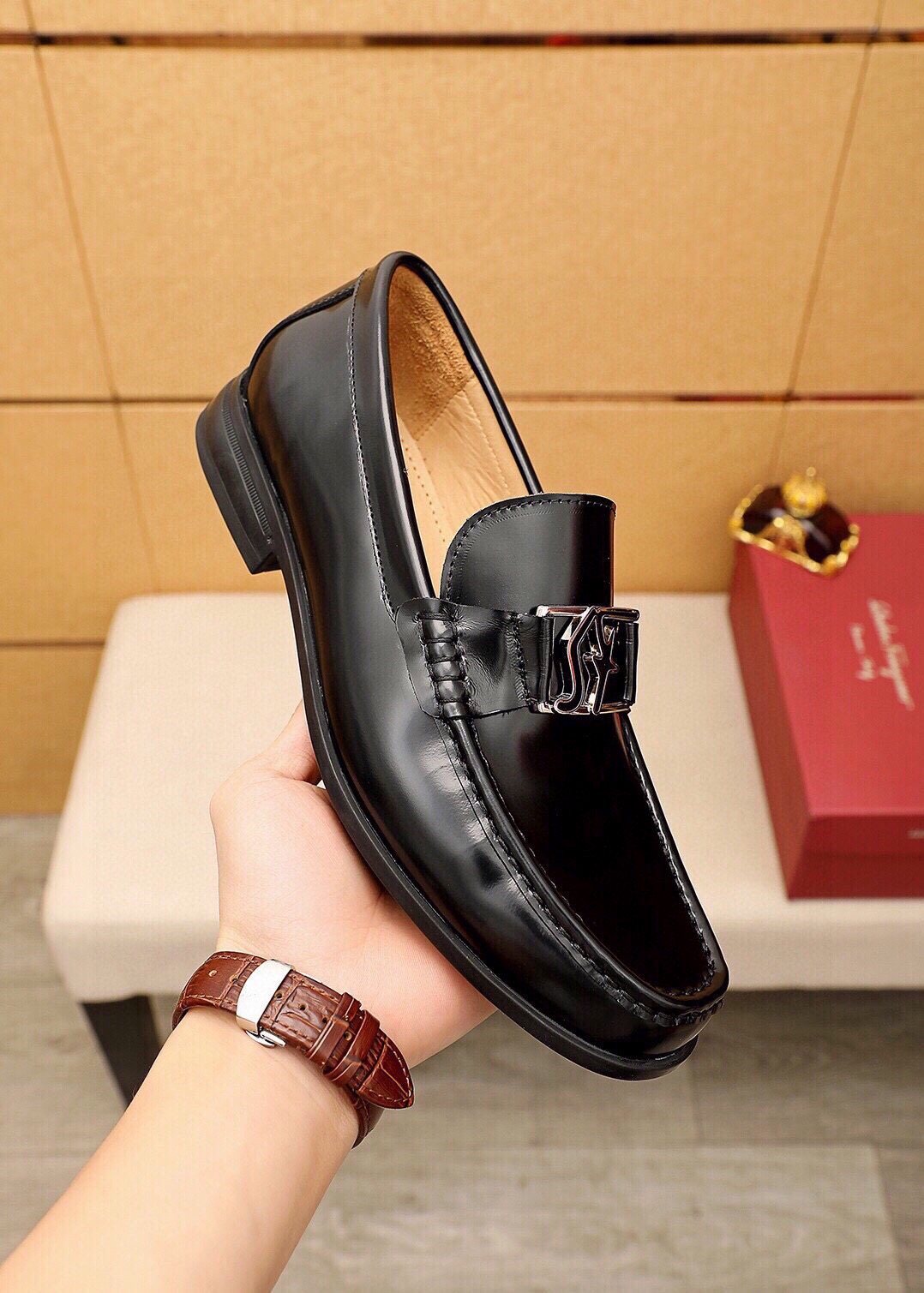 Ferragamo Black Leather Hardware Loafers — model