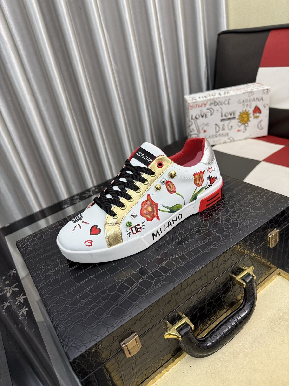 Dolce & Gabbana Floral Print Low-Top Sneakers — side