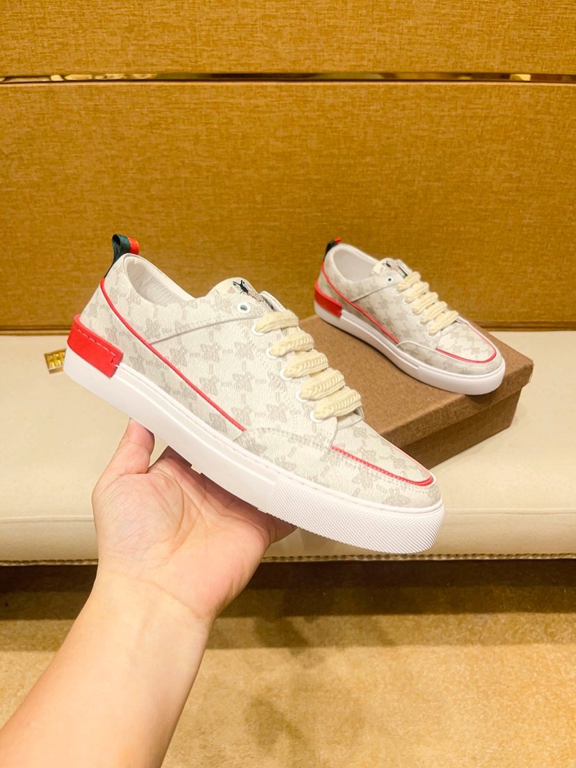 Cream Patterned Low-Top Sneakers — model