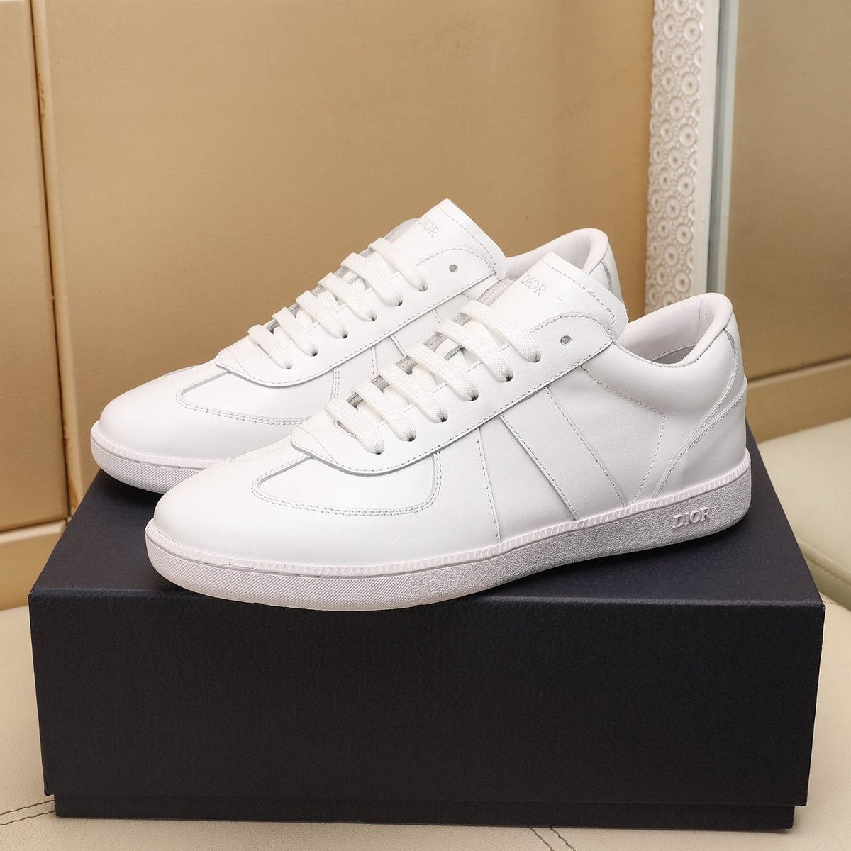 Dior B01 Matchpoint Low-Top Sneakers — side